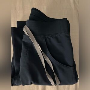 Dark harbor figs Kade cargo Xxs